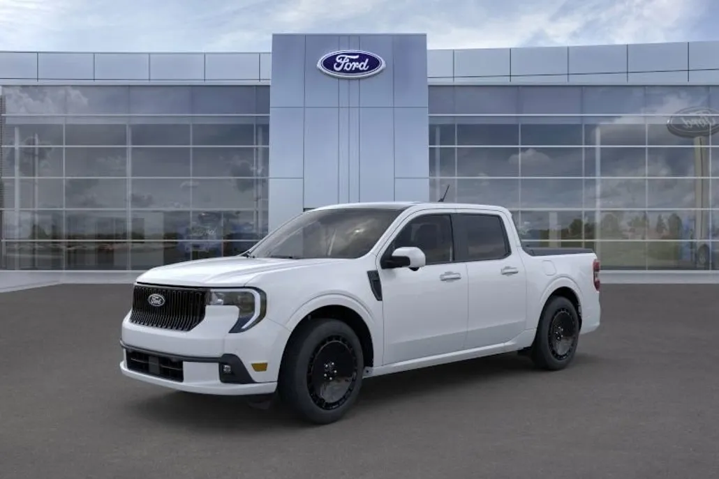2025 Ford Maverick Lariat photo 1