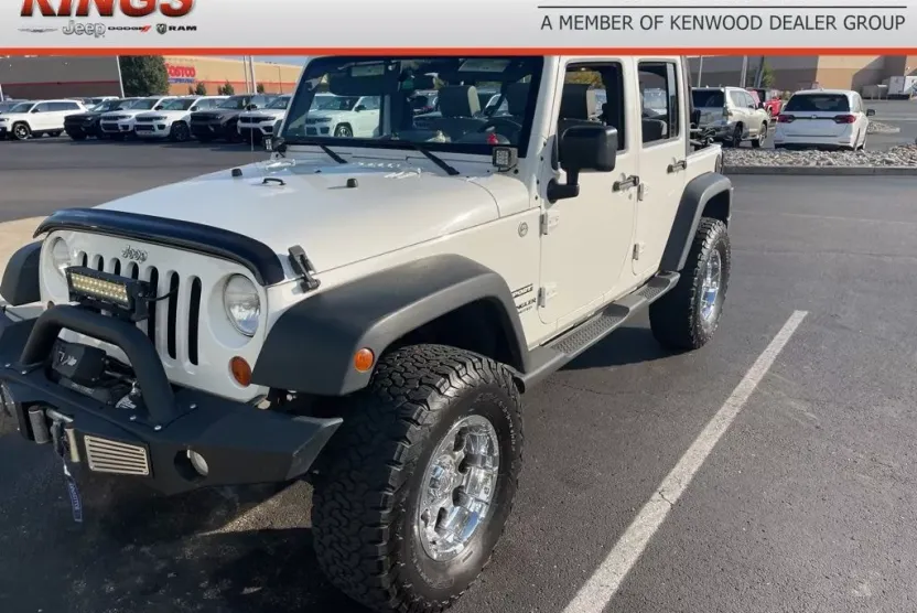 2010 Jeep Wrangler Unlimited Sport photo 1