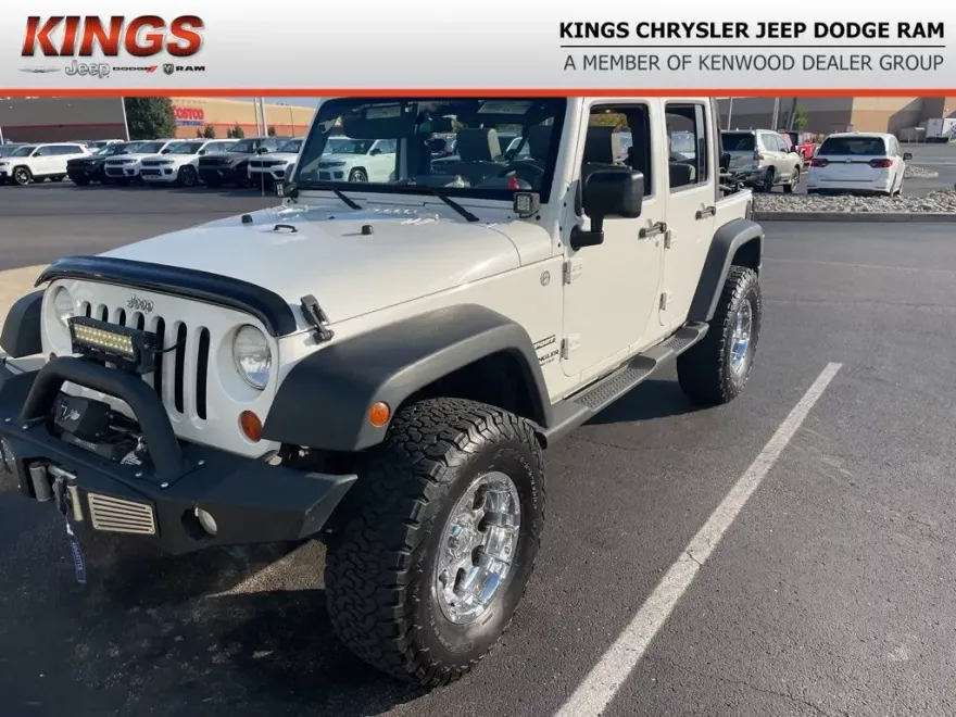 2010 Jeep Wrangler Unlimited Sport photo 1