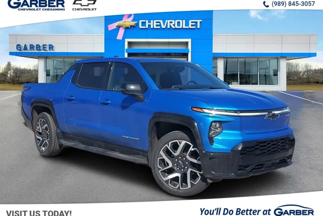 2025 Chevrolet Silverado EV RST photo 1