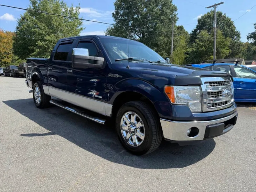 2013 Ford F-150 XLT photo 1