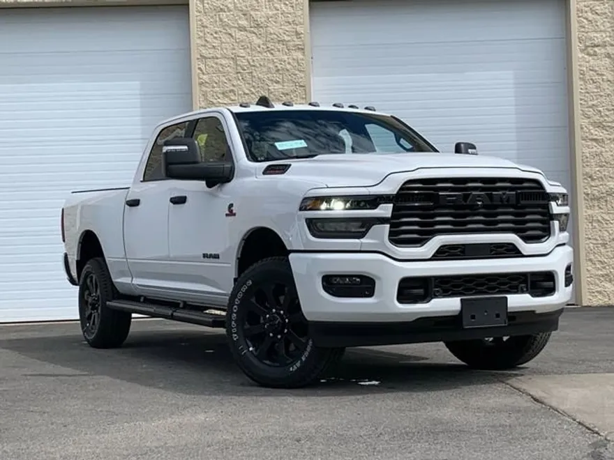2025 Ram 2500 Big Horn photo 1