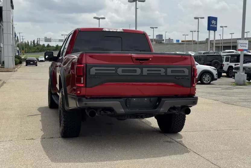 2020 Ford F-150 Raptor photo 1