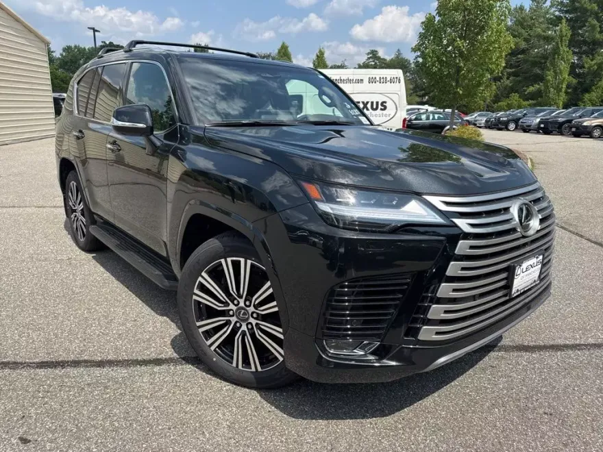 2025 Lexus LX 600 Luxury photo 1