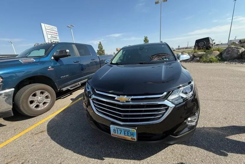 2021 Chevrolet Equinox Premier photo 1