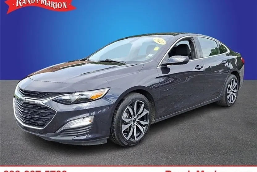 2022 Chevrolet Malibu RS photo 1