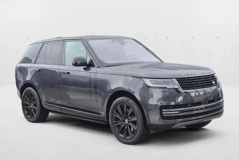 2023 Land Rover Range Rover SE photo 1