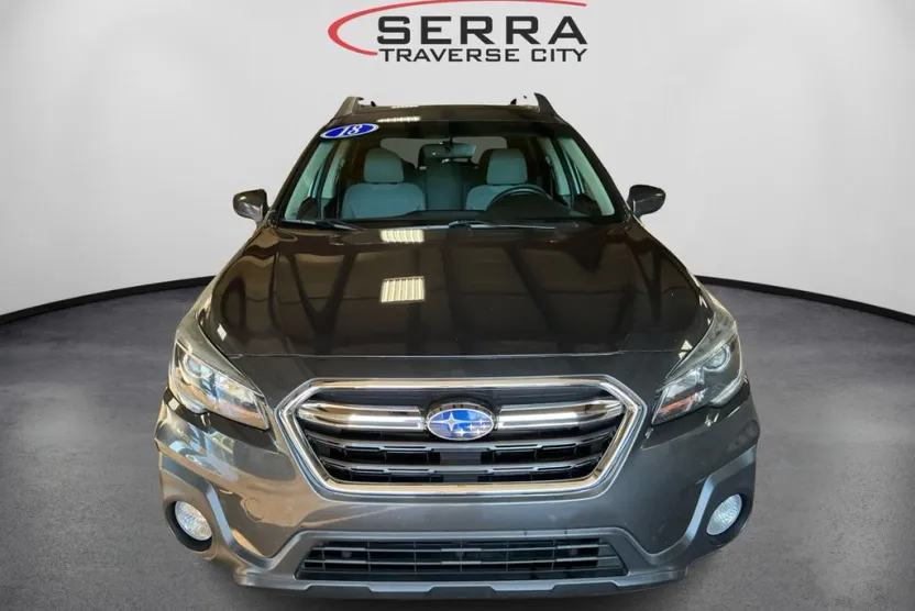 2018 Subaru Outback 2.5i Premium photo 1