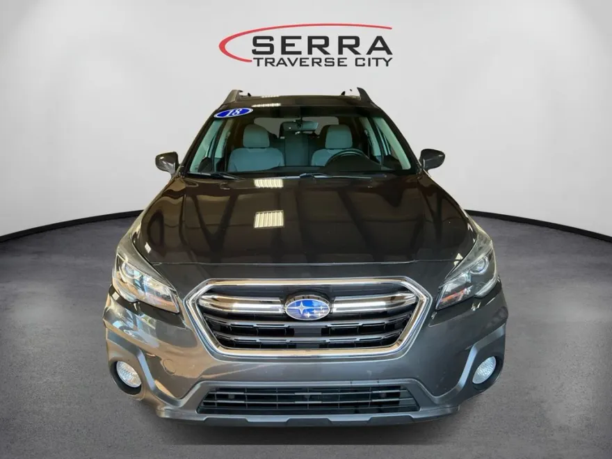 2018 Subaru Outback 2.5i Premium photo 1