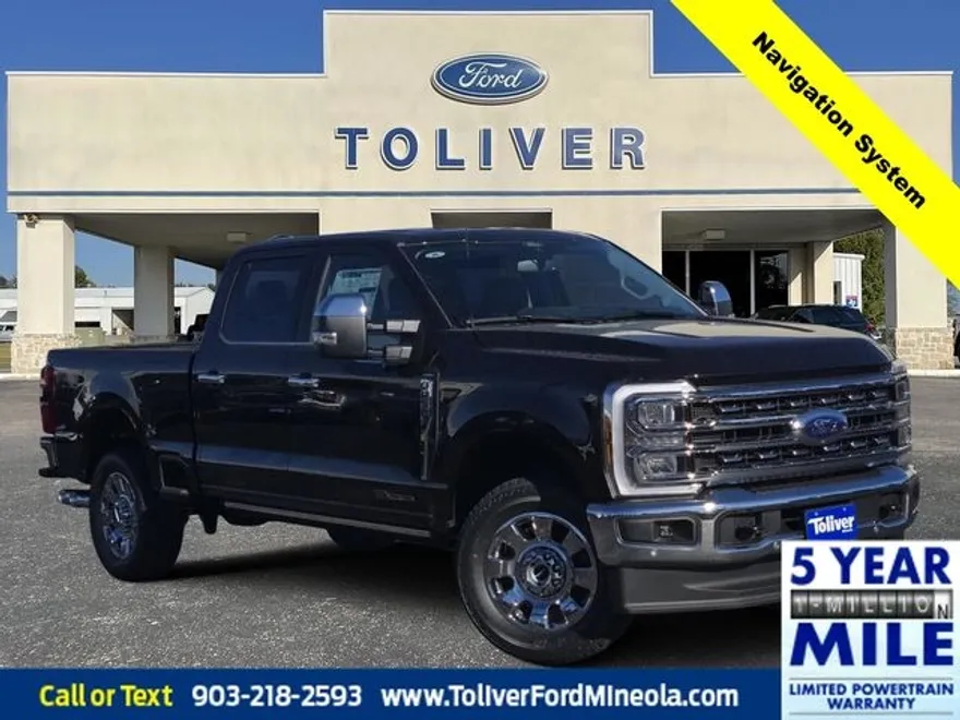 2025 Ford F-250 Lariat photo 1