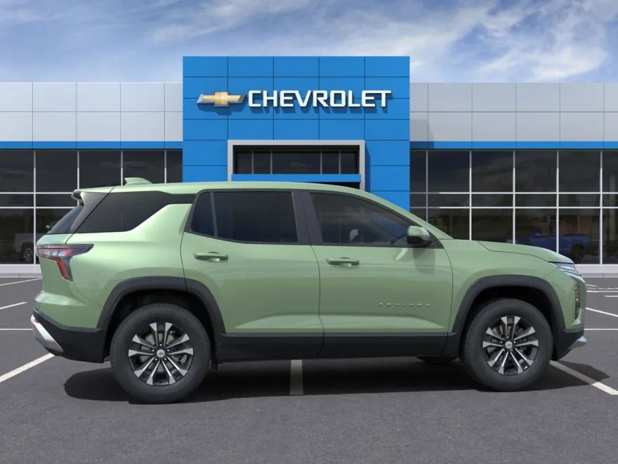 2025 Chevrolet Equinox LT photo 5