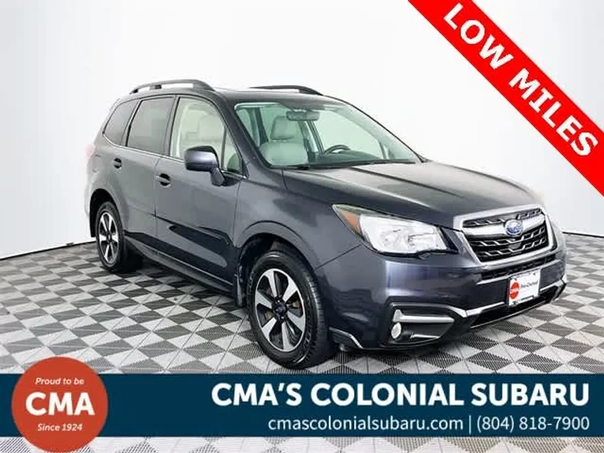 2017 Subaru Forester Limited 2.5i photo 1