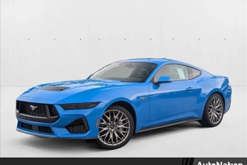 2025 Ford Mustang GT Premium photo 1