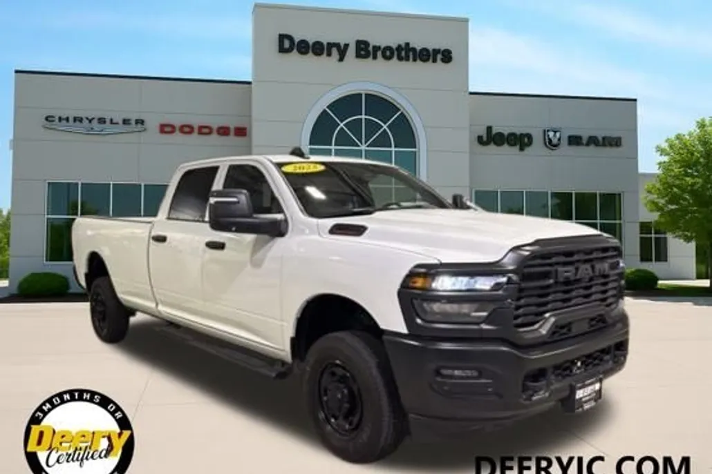 2025 Ram 2500 Tradesman photo 1