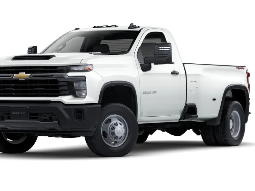 2025 Chevrolet Silverado 3500HD photo 1