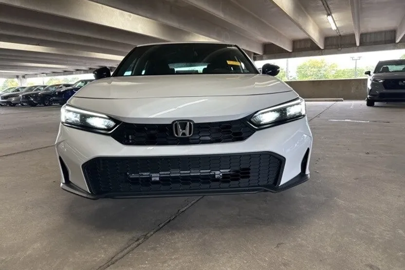 2025 Honda Civic Sport Hatchback photo 1