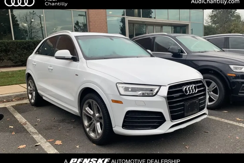 2016 Audi Q3 Prestige photo 1
