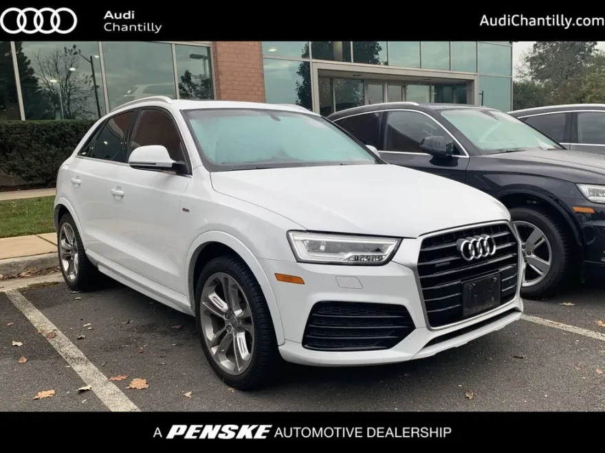 2016 Audi Q3 Prestige photo 1