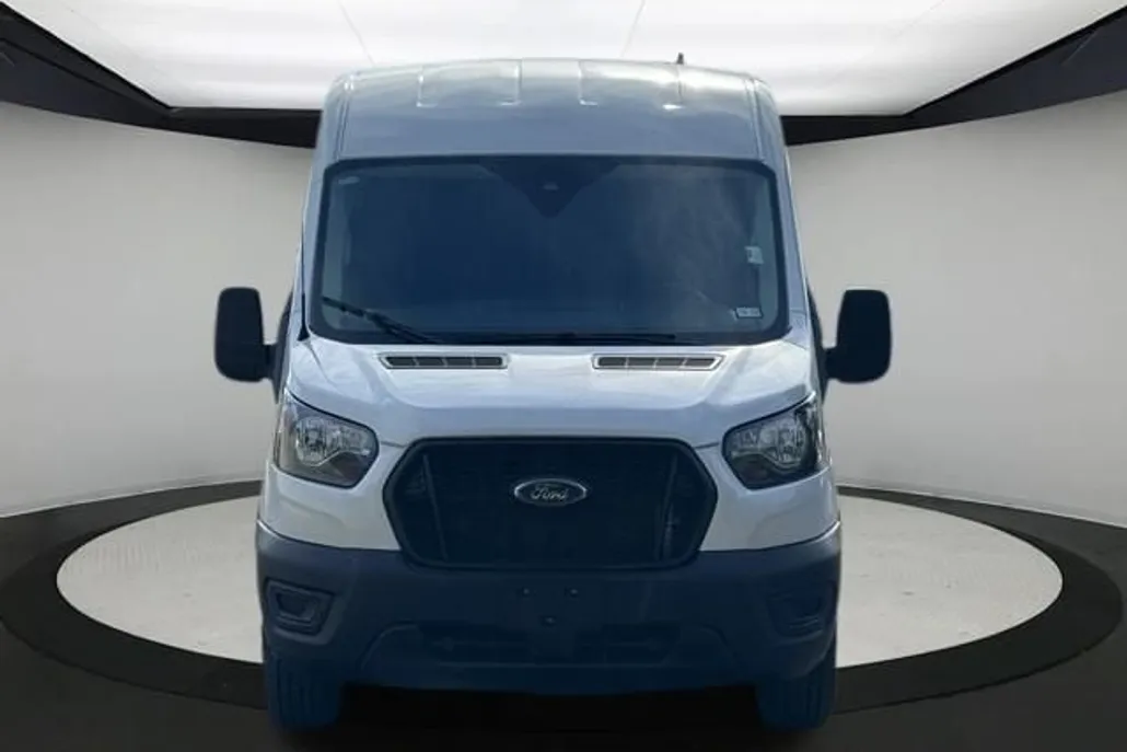 2023 Ford Transit photo 1