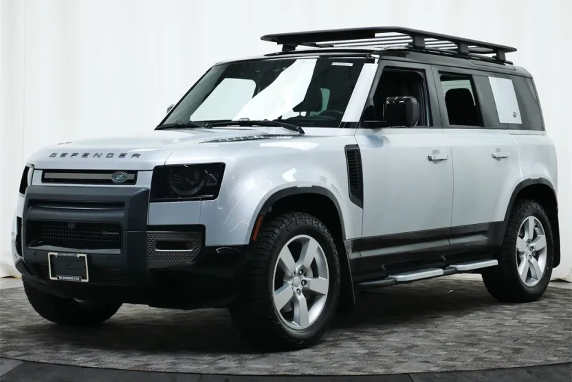 2023 Land Rover Defender 110 X-Dynamic SE photo 1