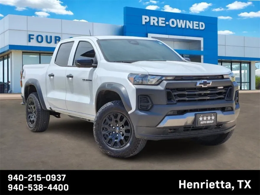 2024 Chevrolet Colorado Trail Boss photo 1