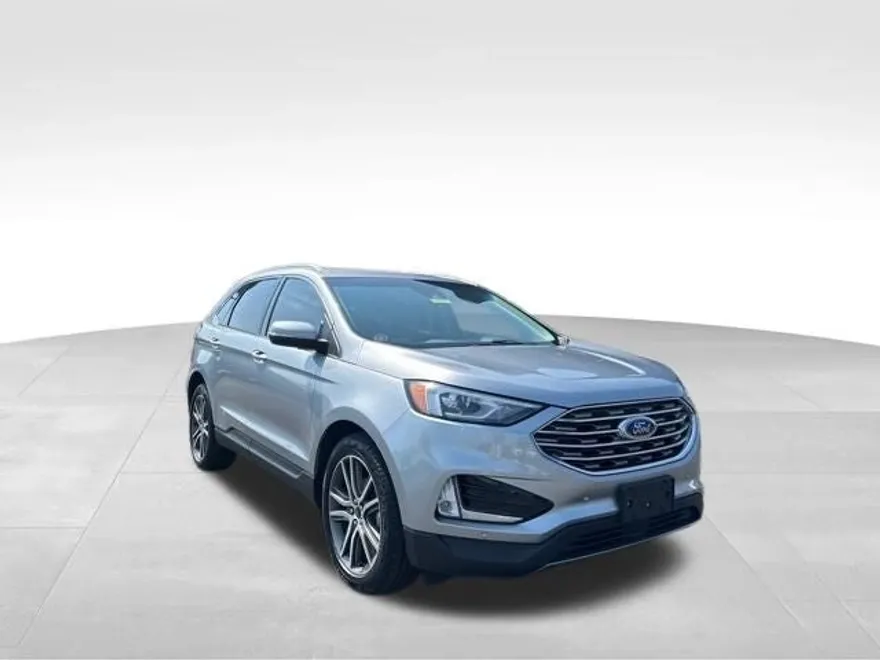 2020 Ford Edge Titanium photo 1