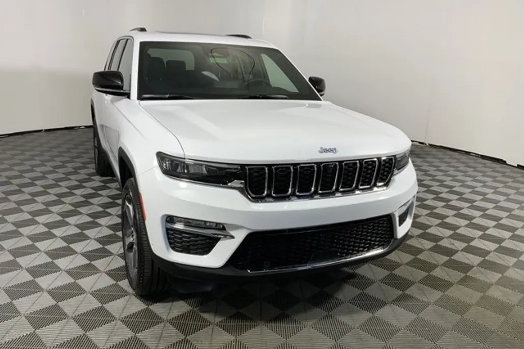 2024 Jeep Cherokee Limited 4xe photo 1
