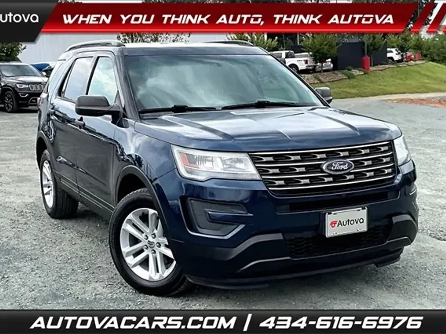 2017 Ford Explorer Base photo 1