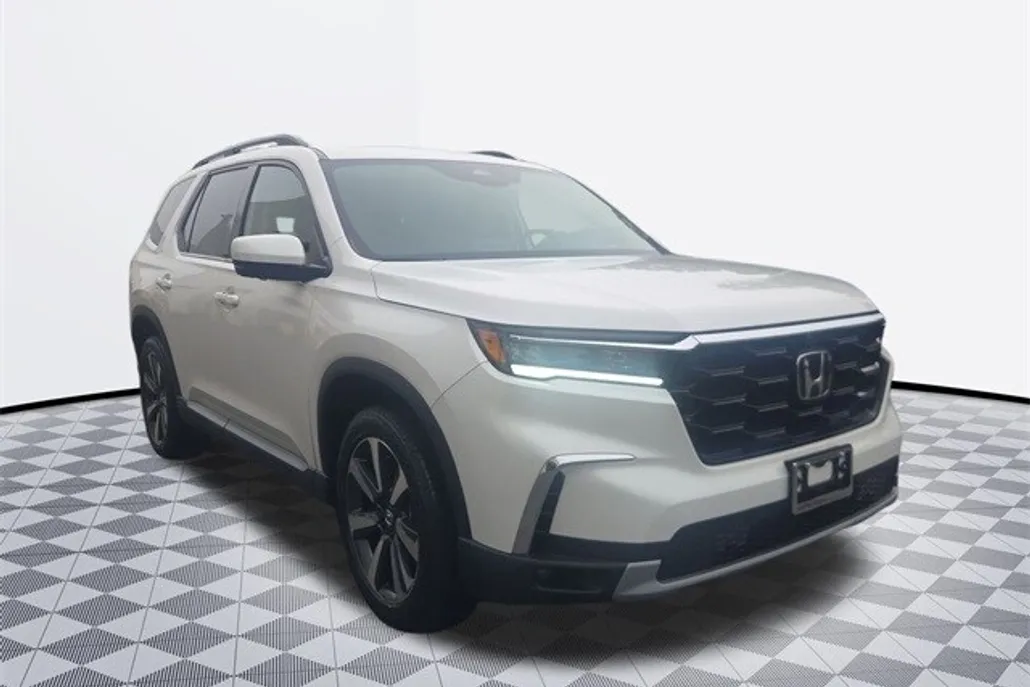 2025 Honda Pilot Elite photo 1