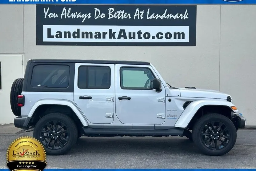 2022 Jeep Wrangler 4xe Unlimited Sahara photo 1