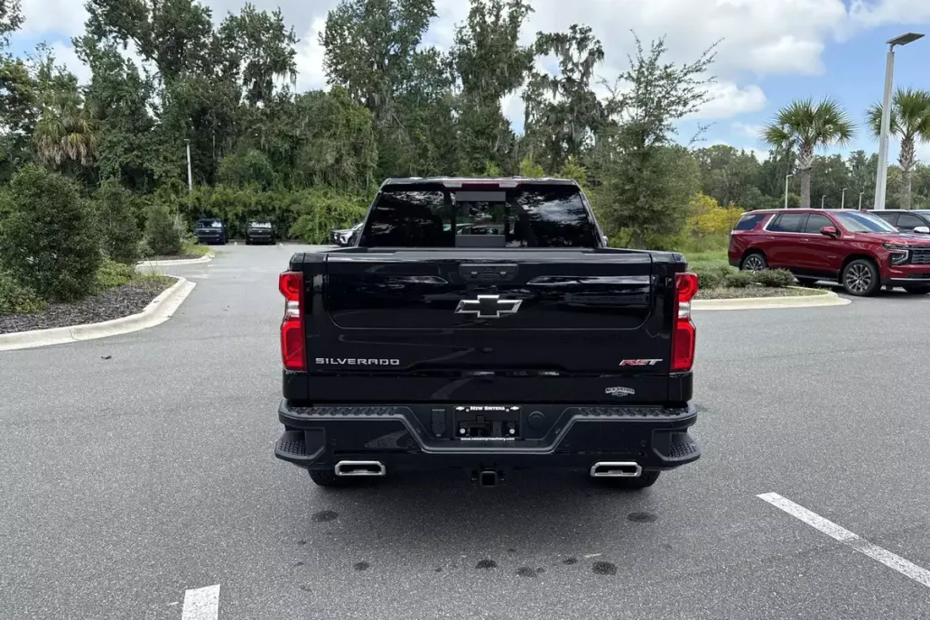 2026 Chevrolet Silverado 1500 RST photo 1