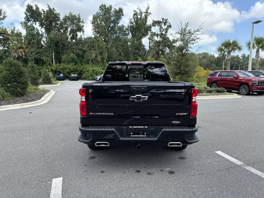 2026 Chevrolet Silverado 1500 RST photo 1