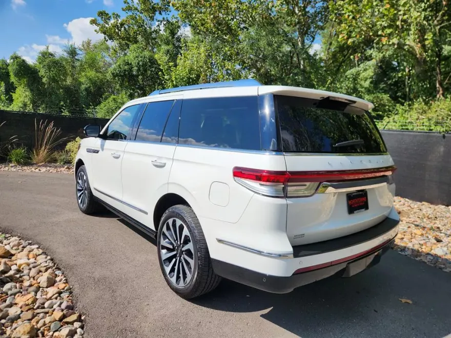2022 Lincoln Navigator Reserve photo 1