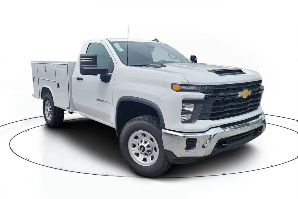 2024 Chevrolet Silverado 3500HD photo 1