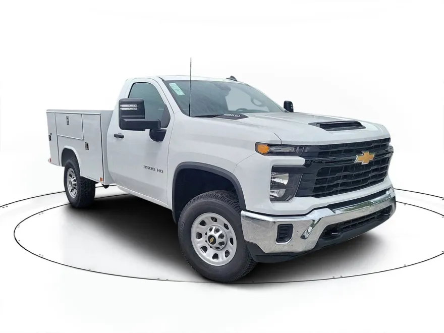 2024 Chevrolet Silverado 3500HD photo 1