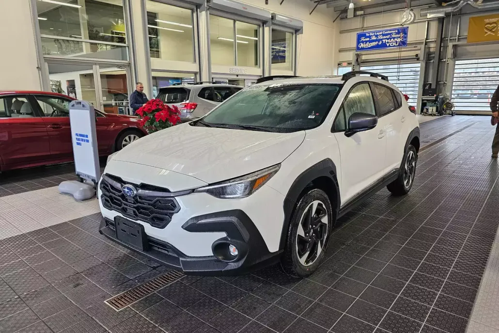 2024 Subaru Crosstrek Limited photo 1