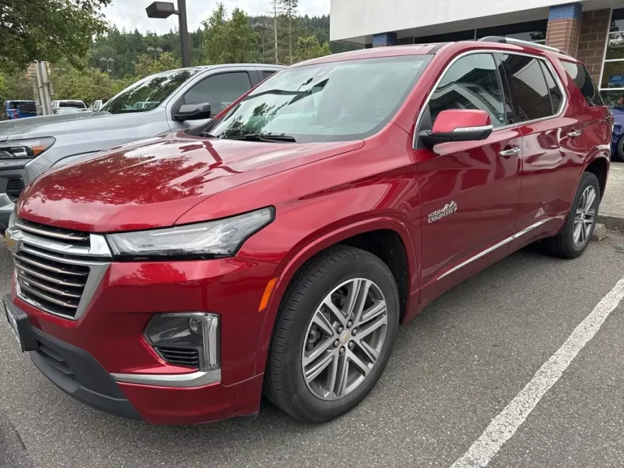2023 Chevrolet Traverse High Country photo 1