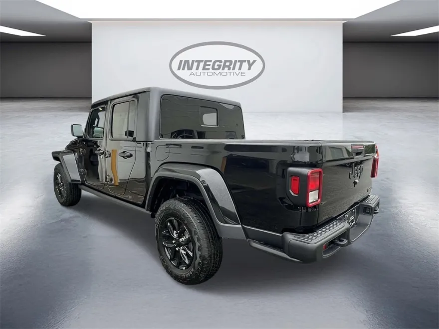 2023 Jeep Gladiator Sport photo 1