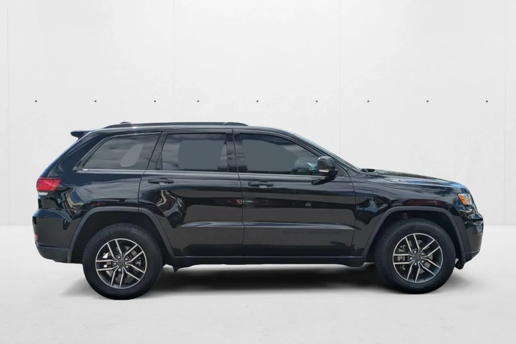 2021 Jeep Grand Cherokee Limited photo 1