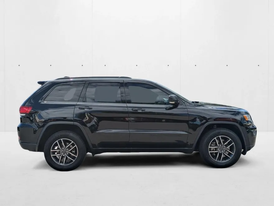 2021 Jeep Grand Cherokee Limited photo 1