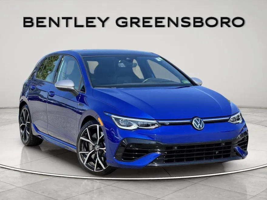 2022 Volkswagen Golf R photo 1