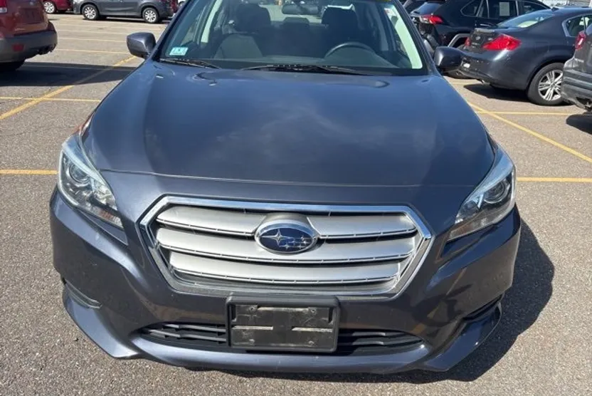 2017 Subaru Legacy Premium photo 1