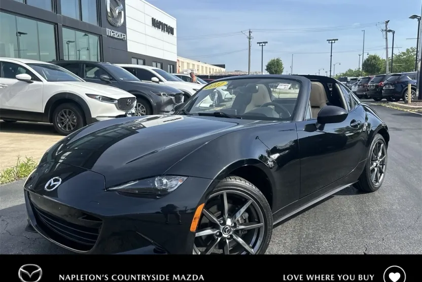2017 Mazda MX-5 Miata RF Miata Grand Touring photo 1