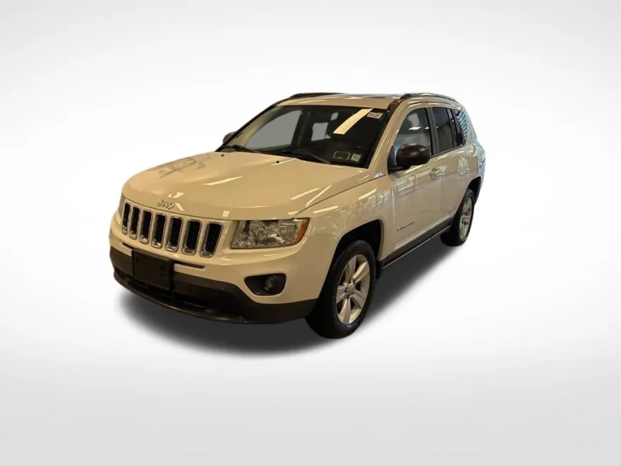 2013 Jeep Compass Latitude photo 1