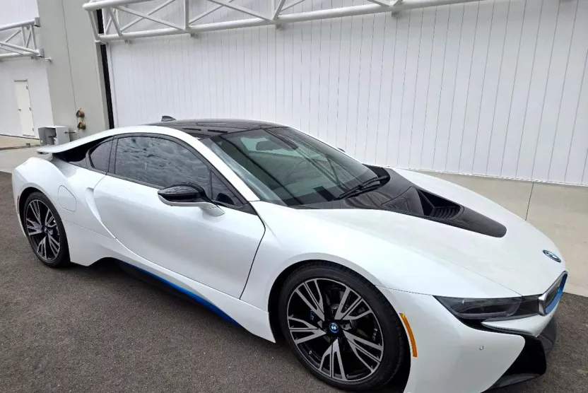 2015 Bmw i8 8-Series photo 1