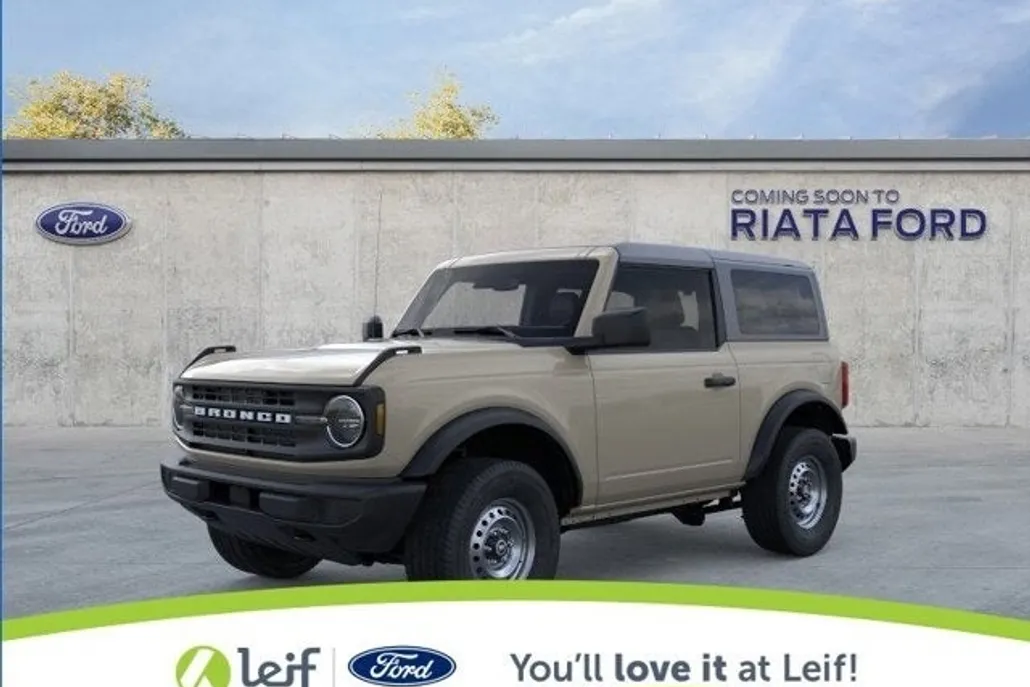 2025 Ford Bronco Base photo 1