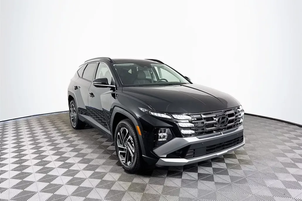 2025 Hyundai Tucson Limited photo 1