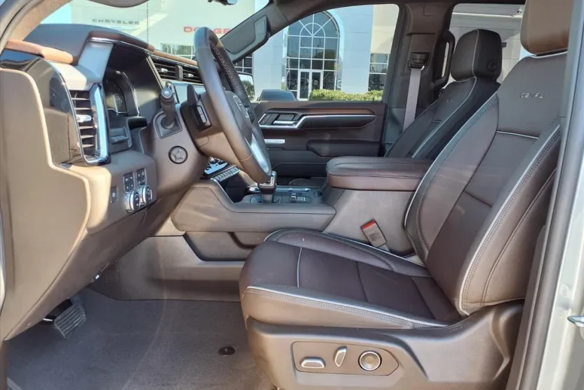 2025 Gmc Sierra 1500 Denali photo 1