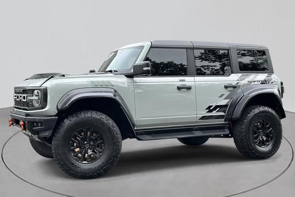 2023 Ford Bronco Raptor photo 1