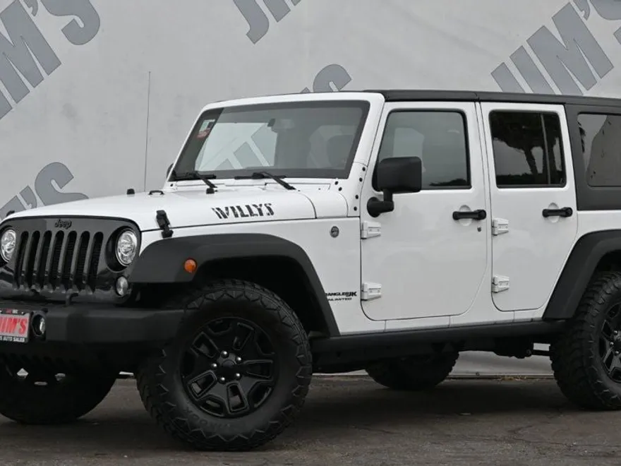2018 Jeep Wrangler Unlimited Willys Wheeler W photo 1
